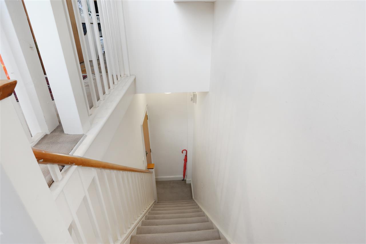 2 bed flat for sale in Dartmouth Park Road  - Property Image 13