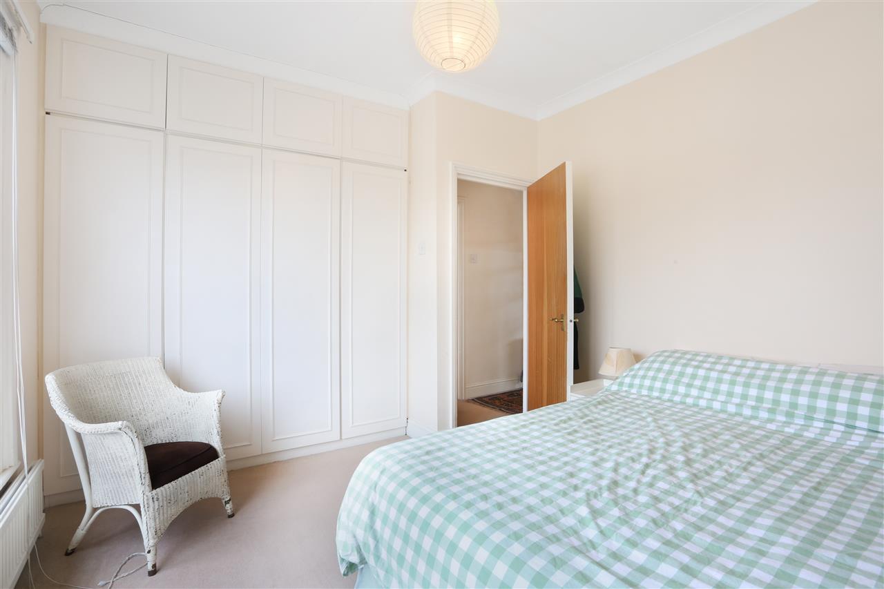 2 bed flat for sale in Dartmouth Park Road 19