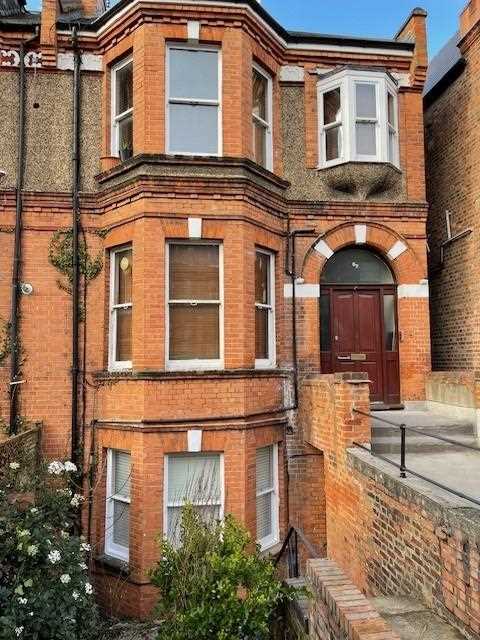 1 bed flat to rent in Anson Road 13