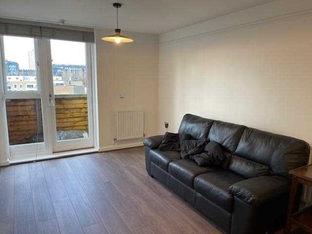 1 bed flat to rent in Wenlock Street  - Property Image 2