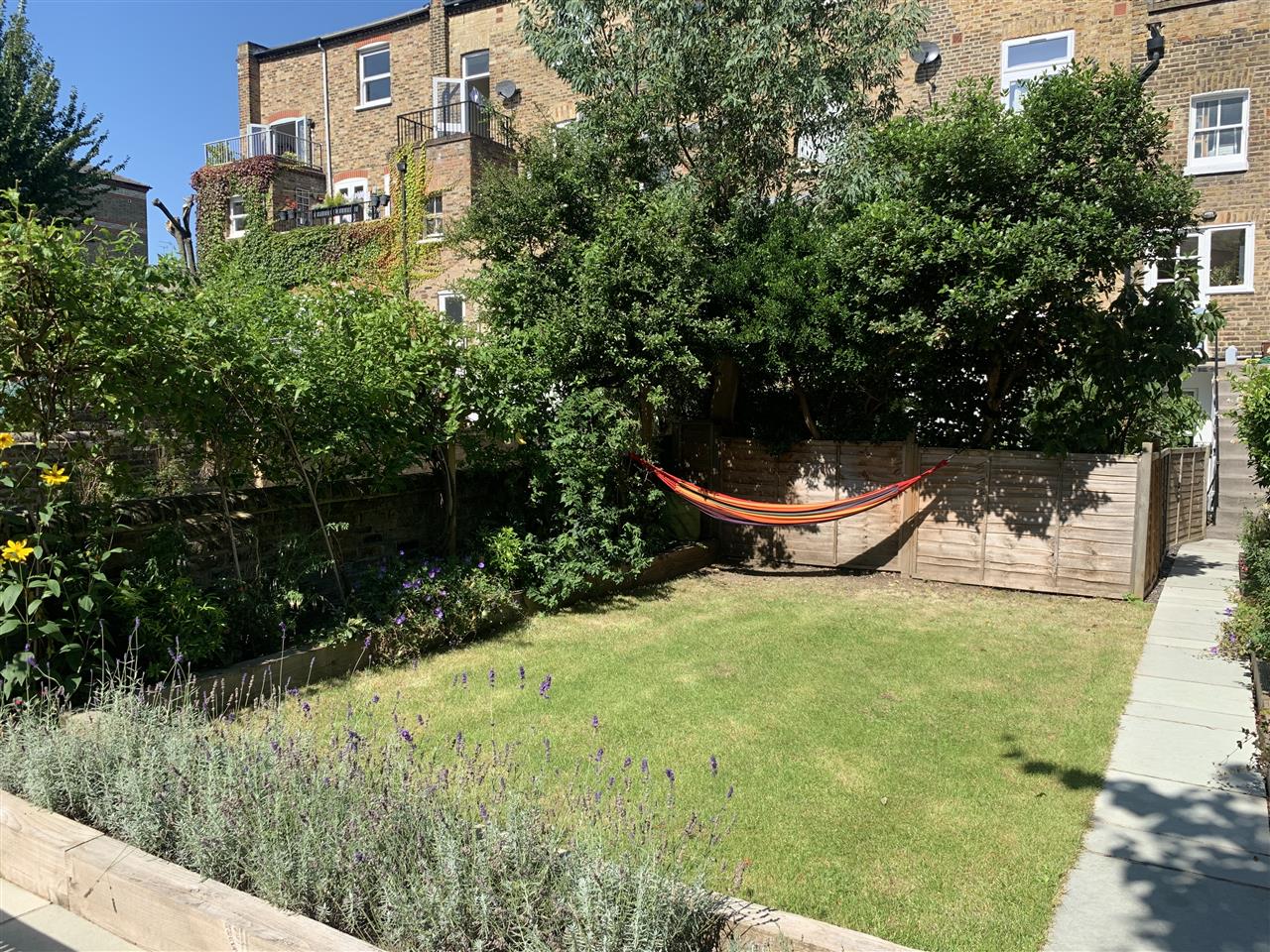 1 bed flat for sale in Tufnell Park Road  - Property Image 7