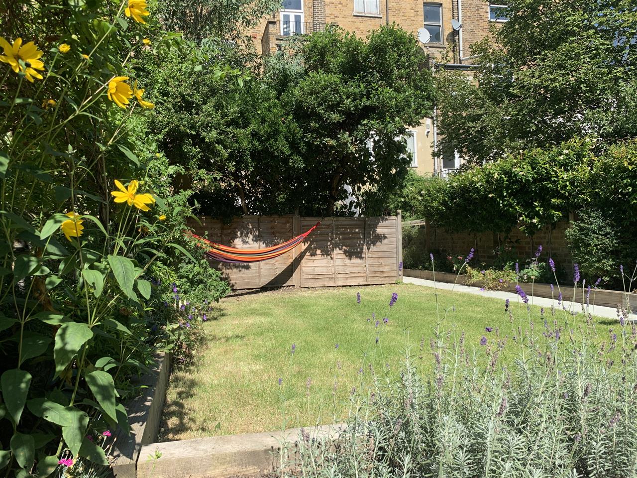 1 bed flat for sale in Tufnell Park Road  - Property Image 14
