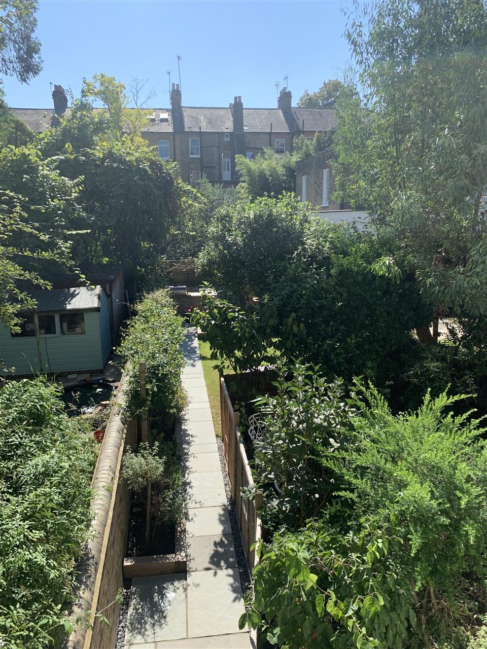 1 bed flat for sale in Tufnell Park Road 19