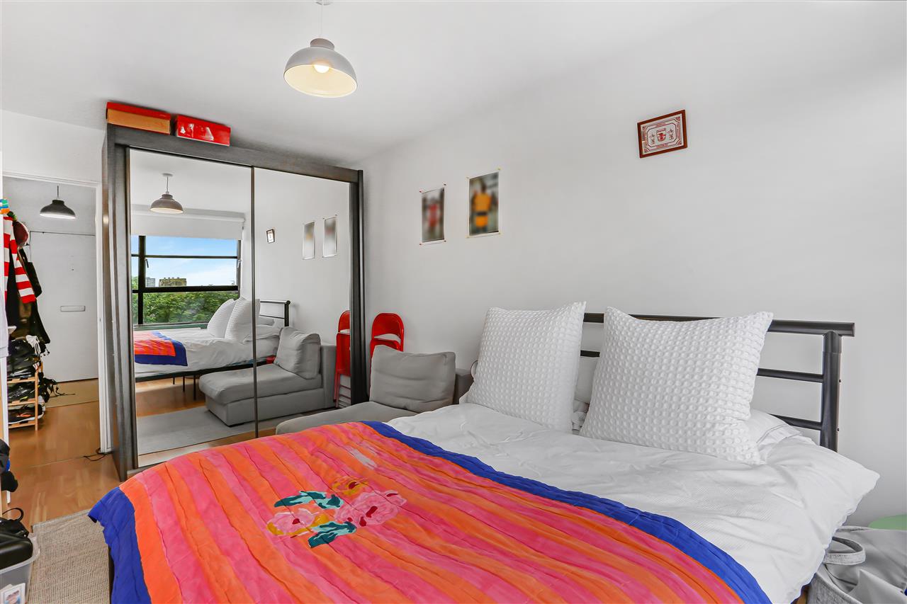 1 bed flat for sale in Carleton Road  - Property Image 5