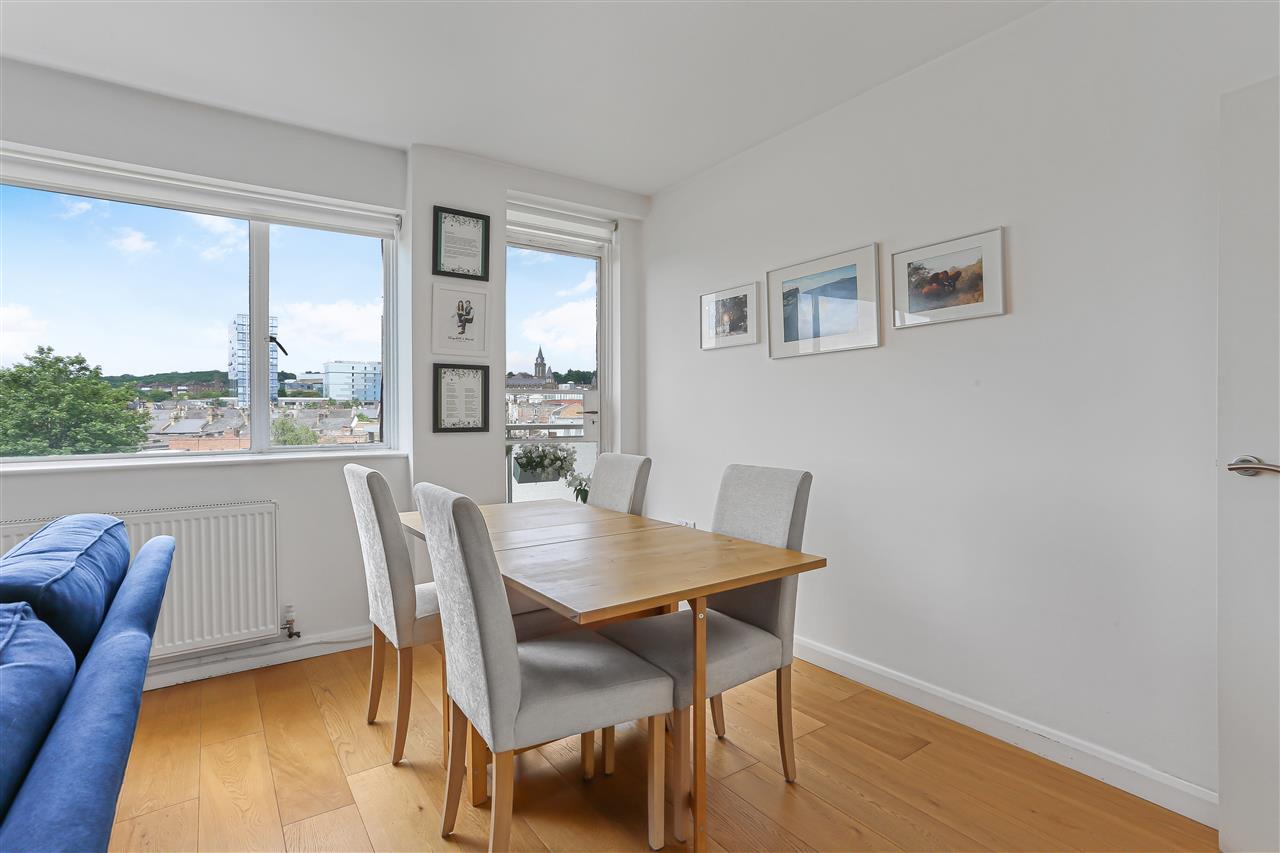 2 bed flat for sale in Pemberton Gardens  - Property Image 7