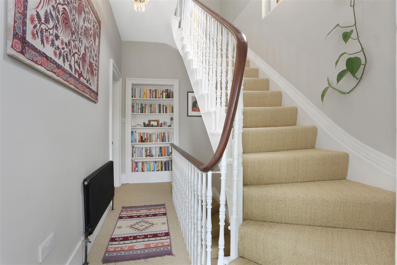 3 bed flat for sale in Huddleston Road 21