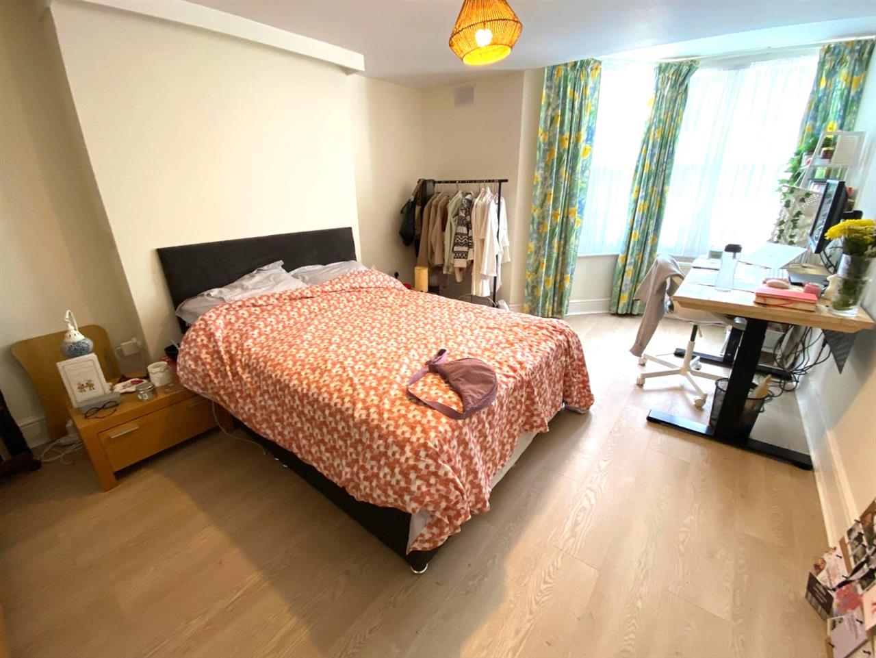 2 bed flat to rent in Tufnell Park Road 5