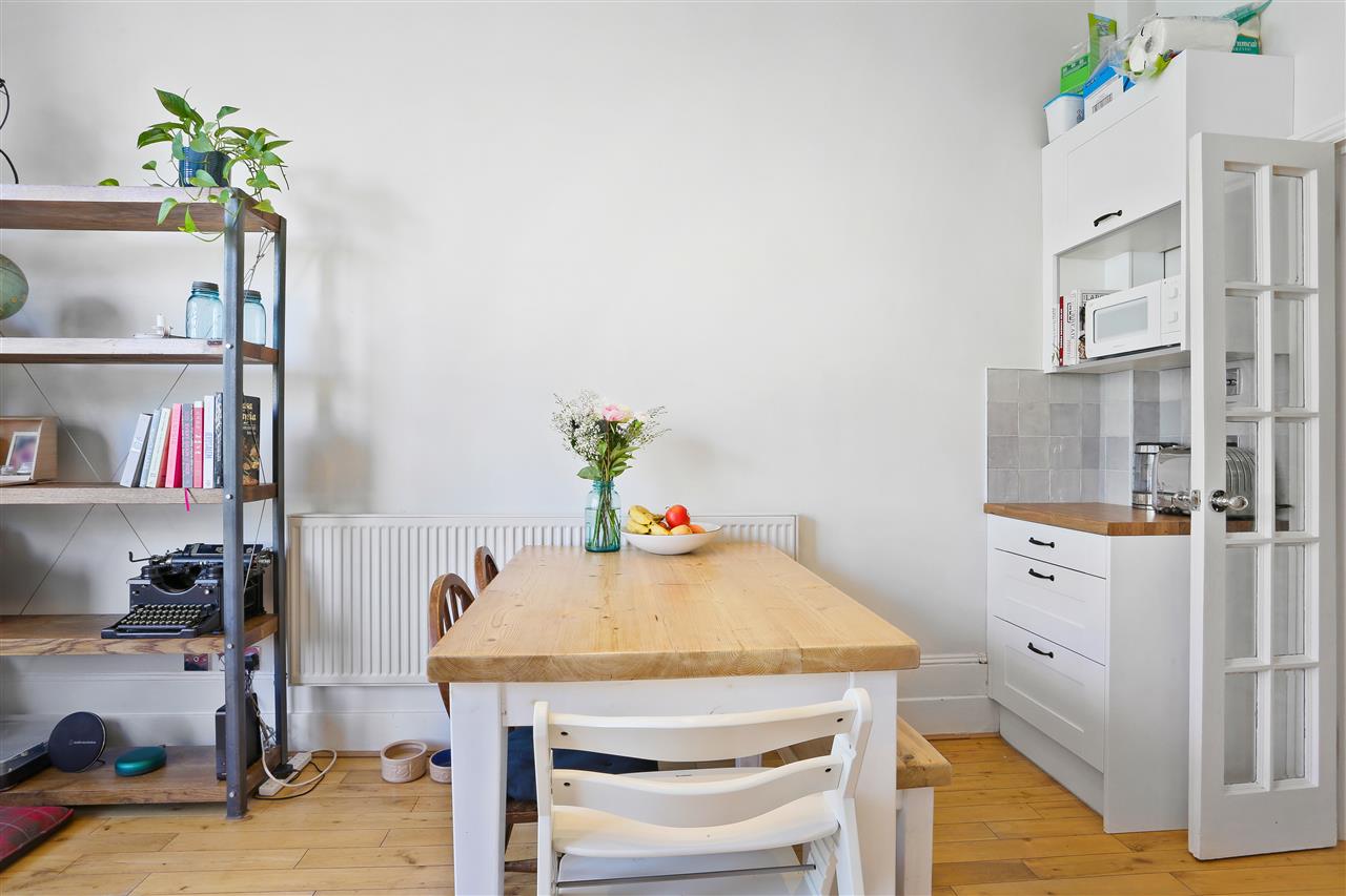 2 bed flat for sale in Tufnell Park Road 14