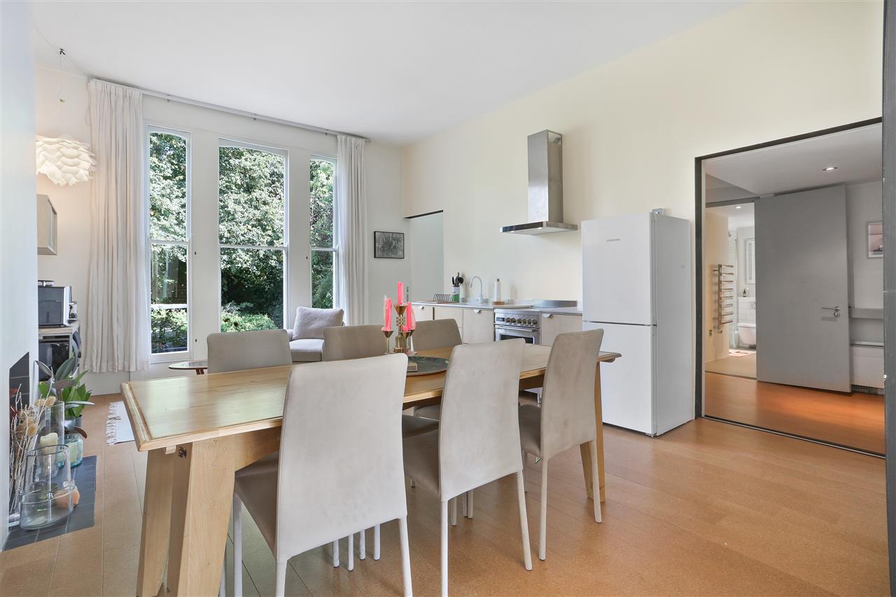 2 bed flat for sale in St. John's Grove 9