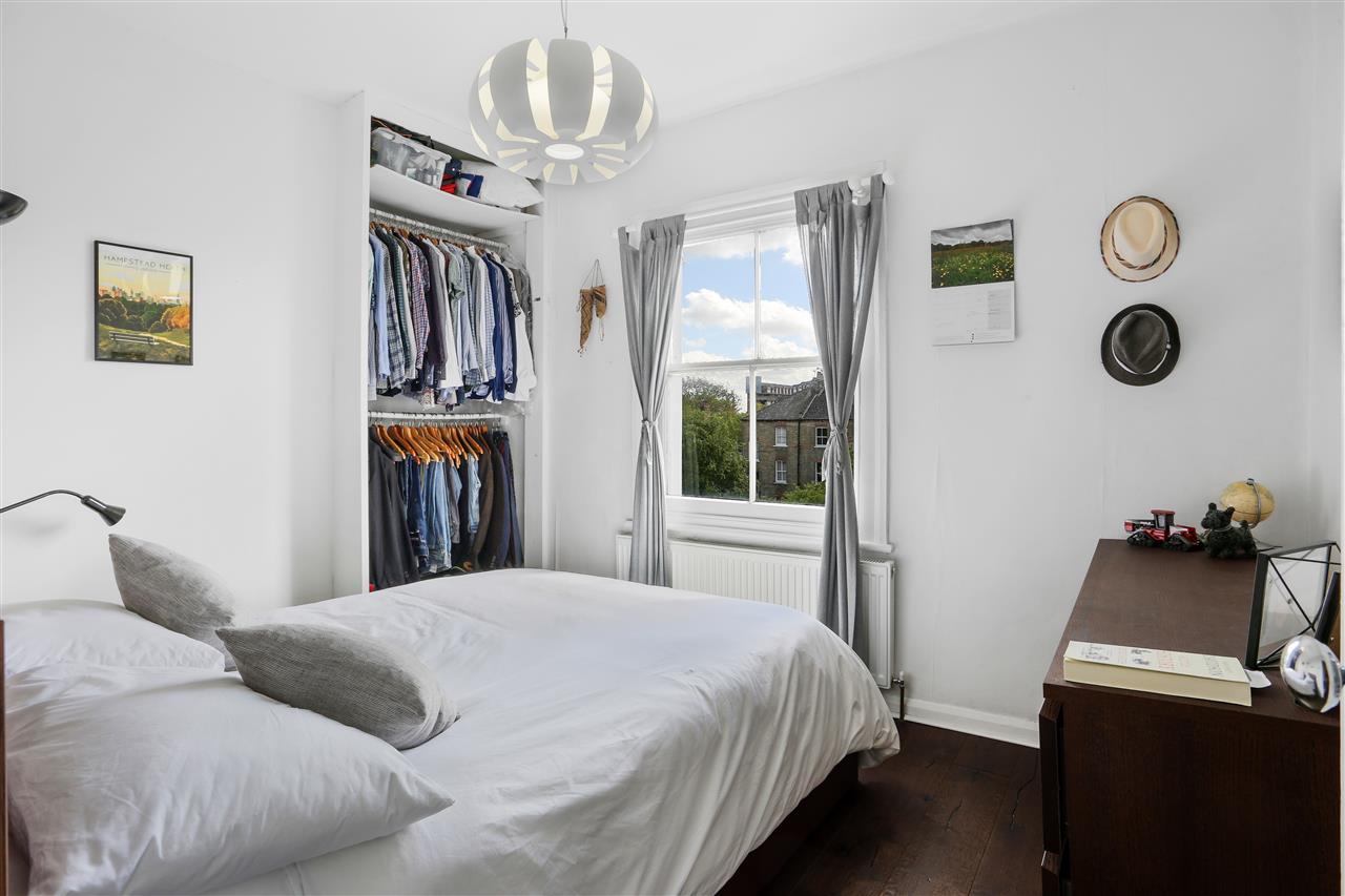 1 bed flat to rent in Tufnell Park Road 4