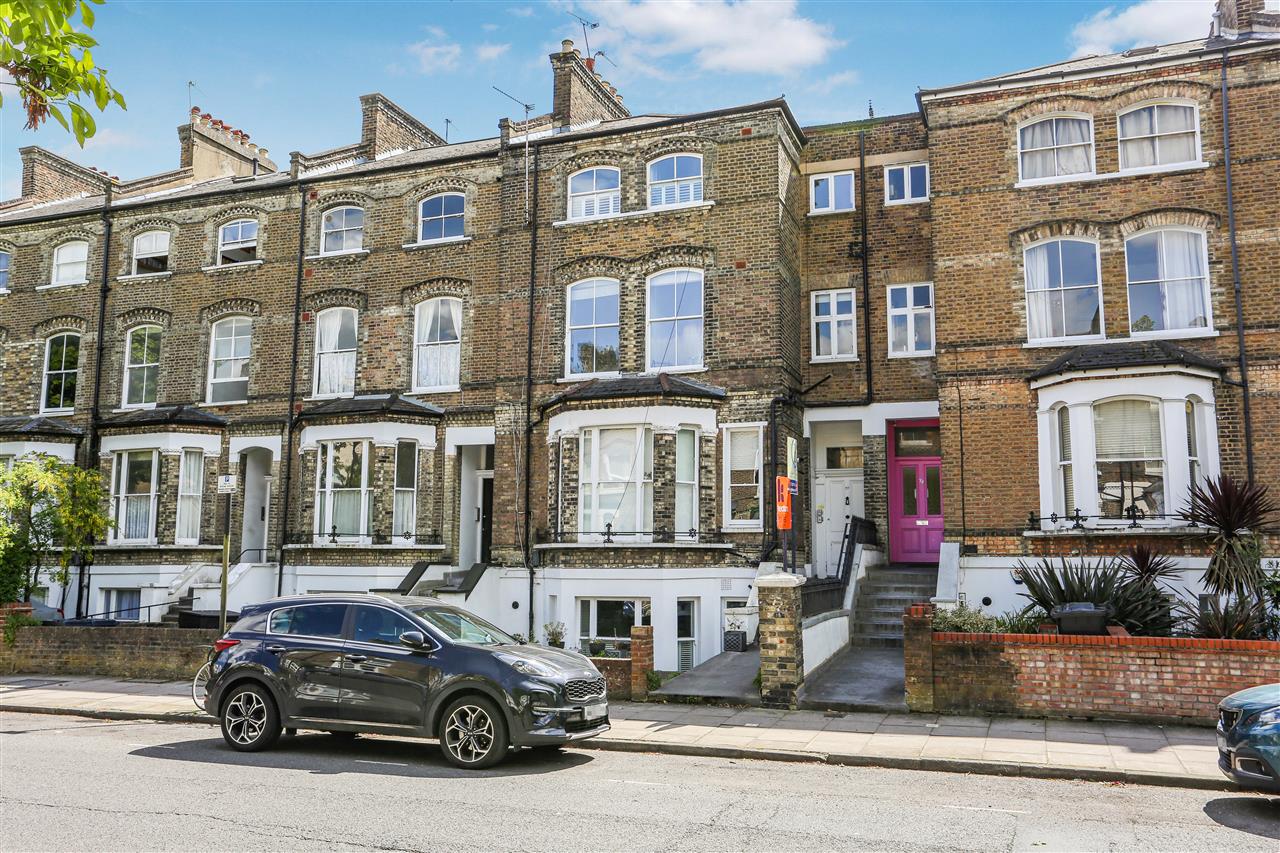 1 bed flat to rent in Tufnell Park Road 11