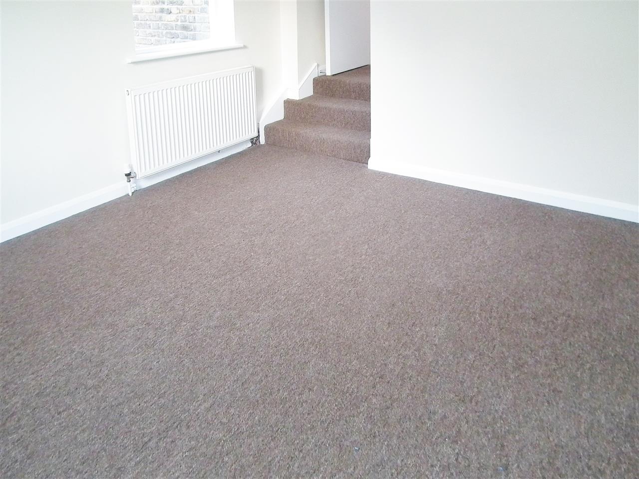 2 bed flat for sale in Brecknock Road 5