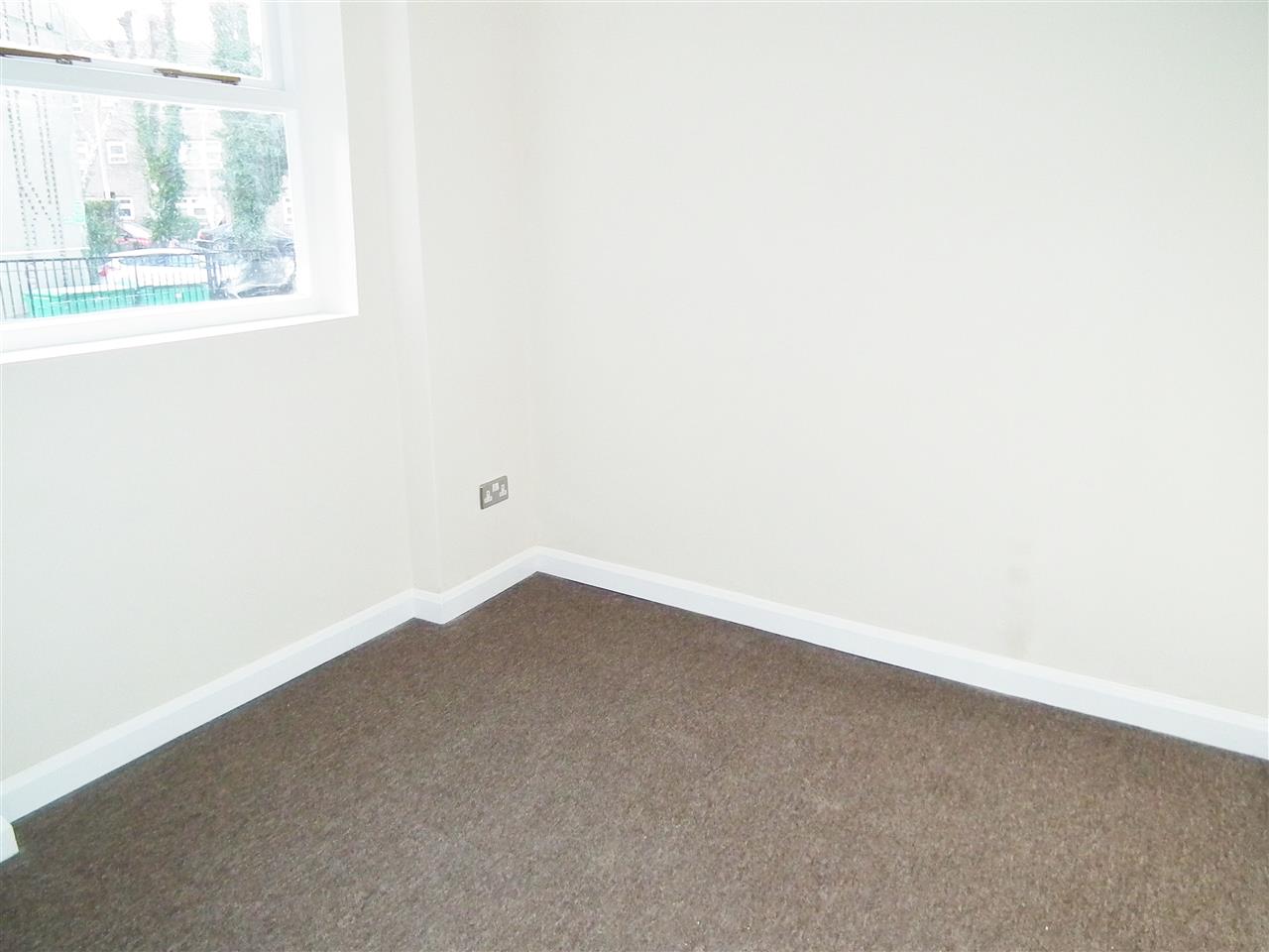 2 bed flat for sale in Brecknock Road  - Property Image 7