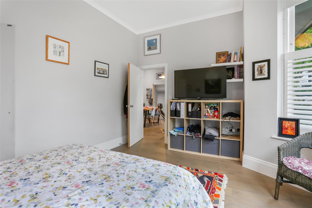 2 bed flat for sale in Carleton Road  - Property Image 9