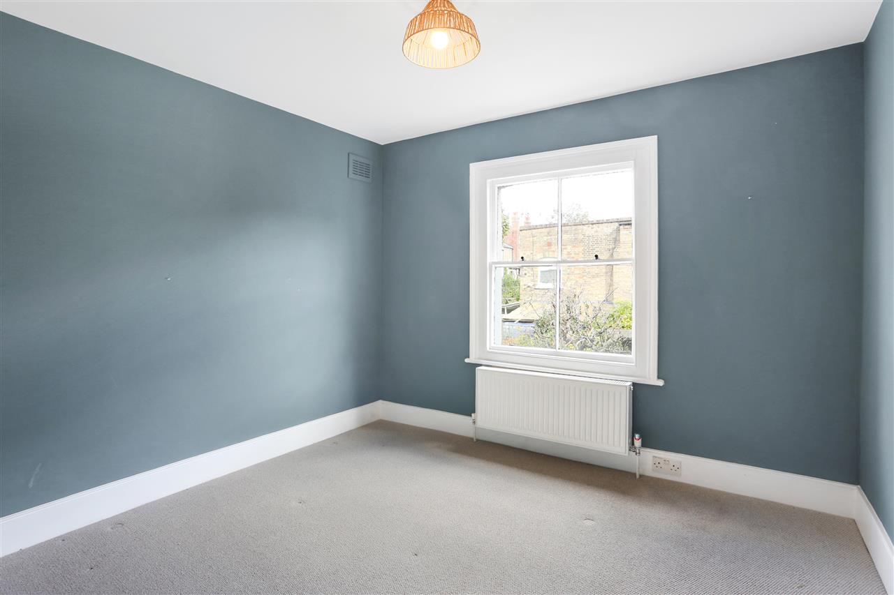 3 bed terraced house for sale in Yerbury Road 13