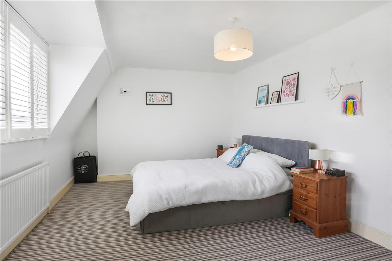 2 bed flat for sale in Arthur Road  - Property Image 12