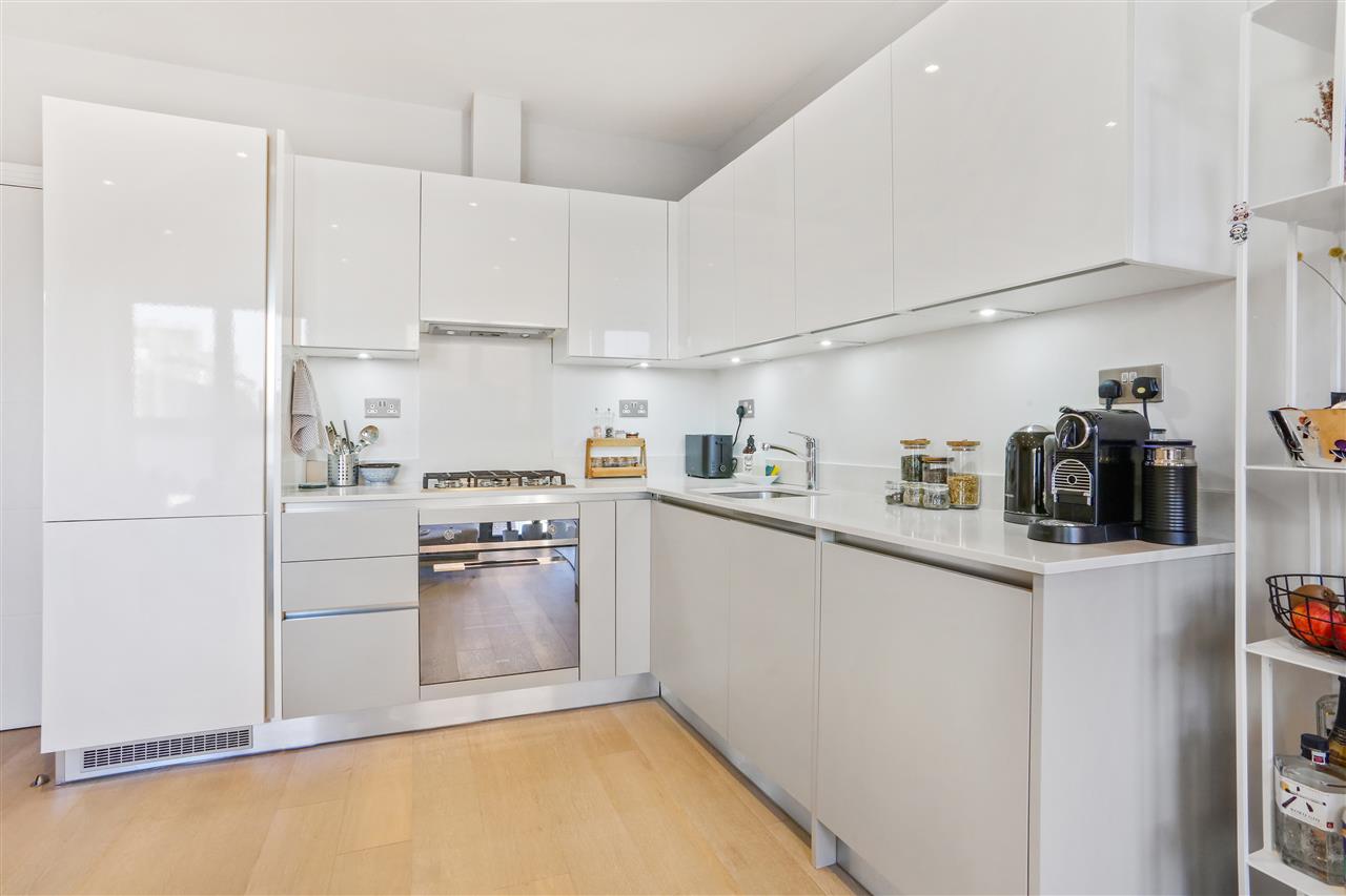 2 bed flat for sale in Hargrave Place 2