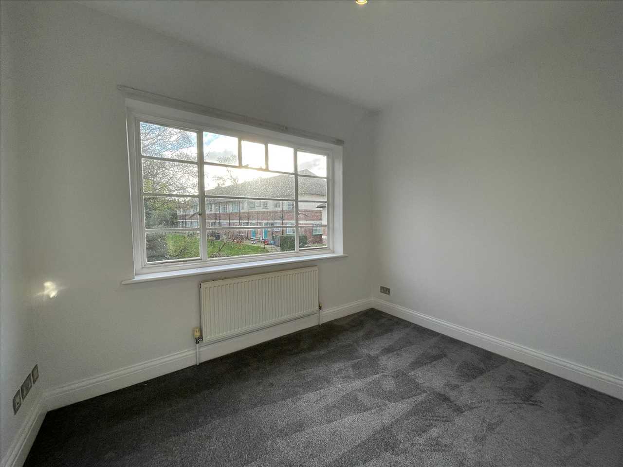 3 bed flat to rent in Glenhill Close  - Property Image 6