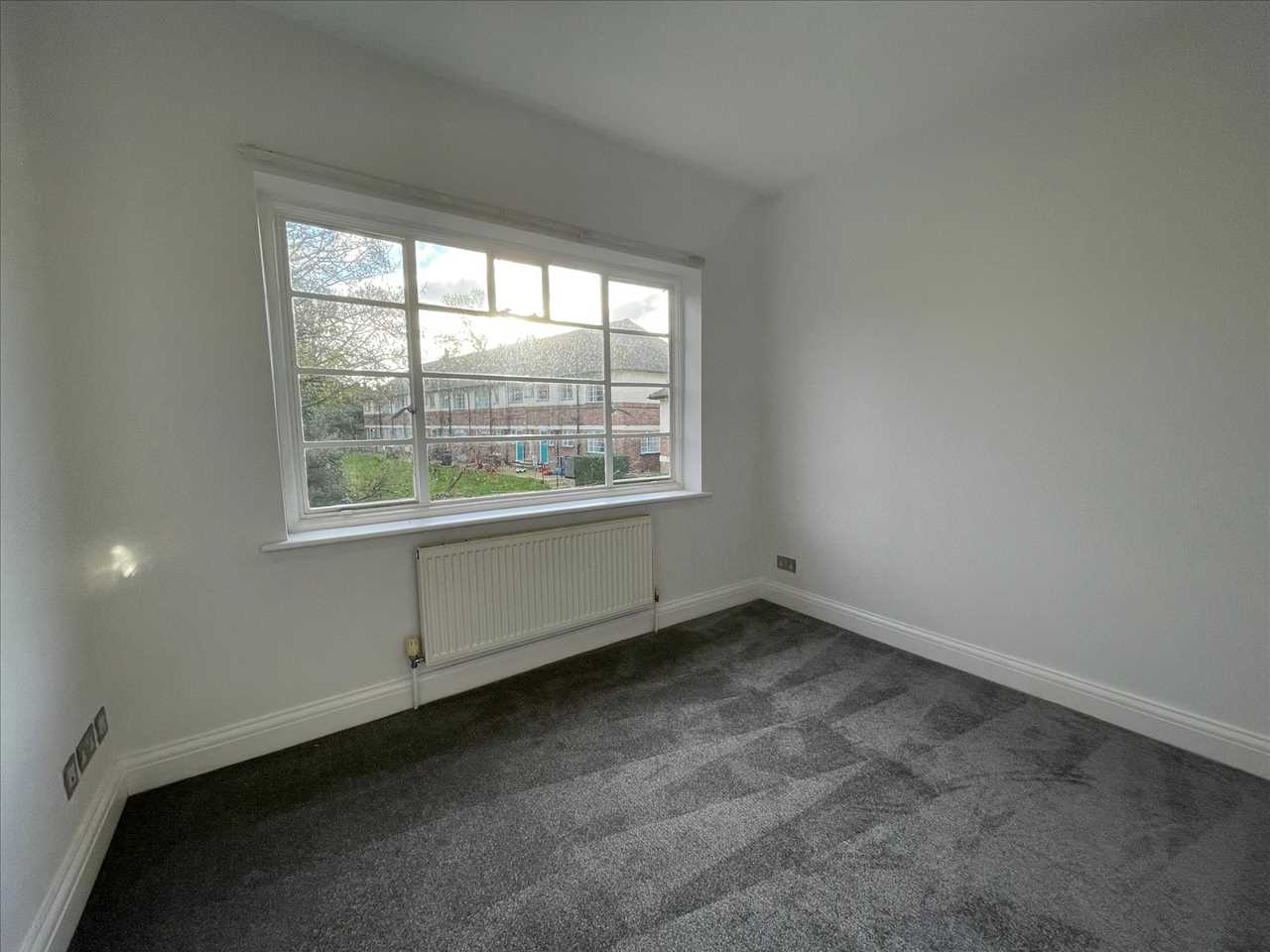 3 bed flat to rent in Glenhill Close  - Property Image 9