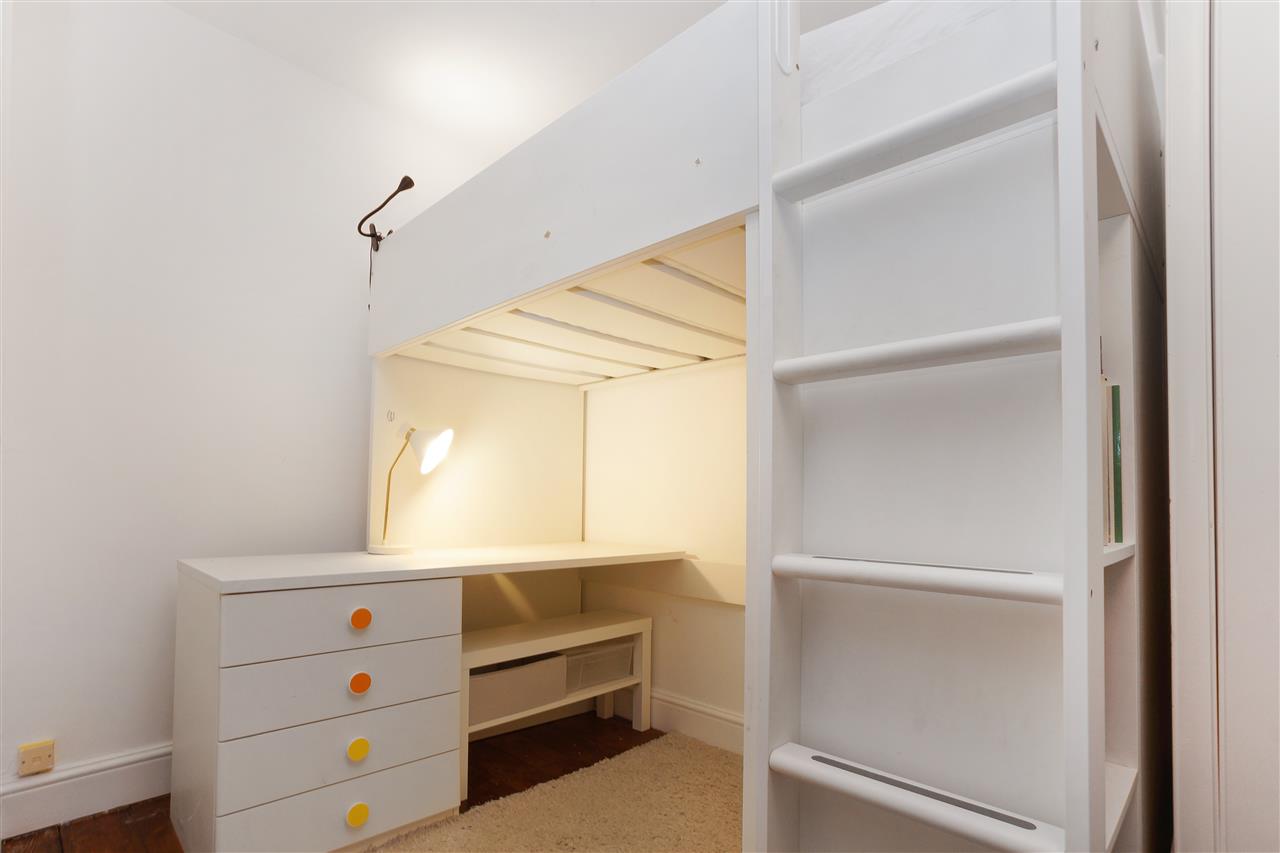 2 bed flat for sale in Tufnell Park Road  - Property Image 10