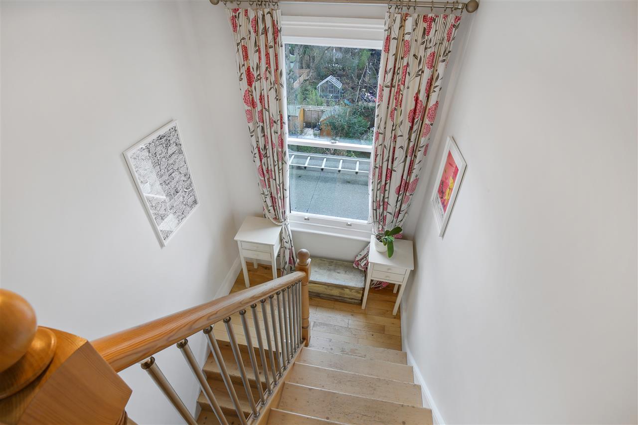 2 bed flat for sale in Tufnell Park Road 17