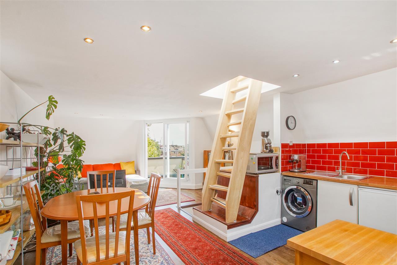 CHAIN FREE! A well presented split level second and third floor apartment converted from an imposing end of terrace Victorian property situated in a sought after location within very close proximity to local shops, cafes, specialist food stores and transport links on Brecknock Road. Kentish ...