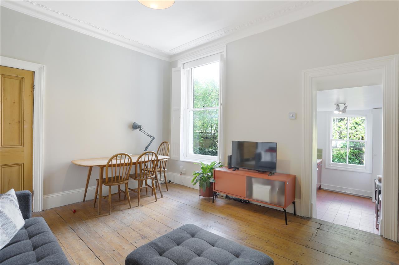 1 bed flat for sale in Southcote Road 4