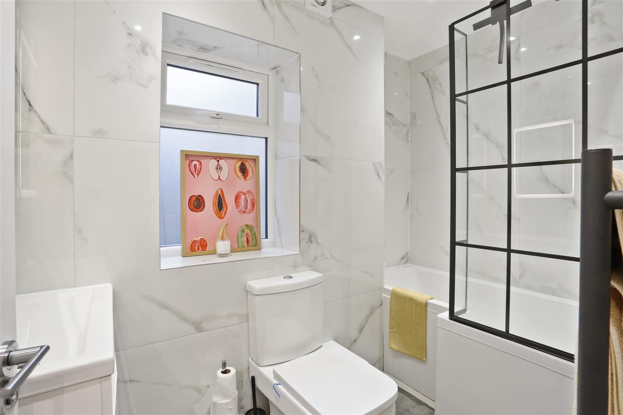 2 bed flat for sale in Torriano Avenue  - Property Image 12