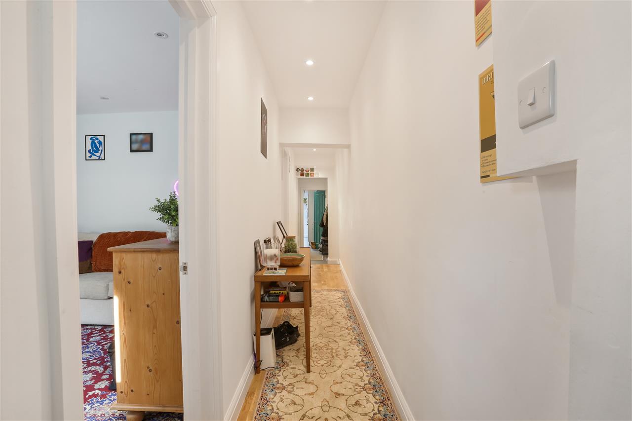 2 bed flat for sale in Torriano Avenue 12