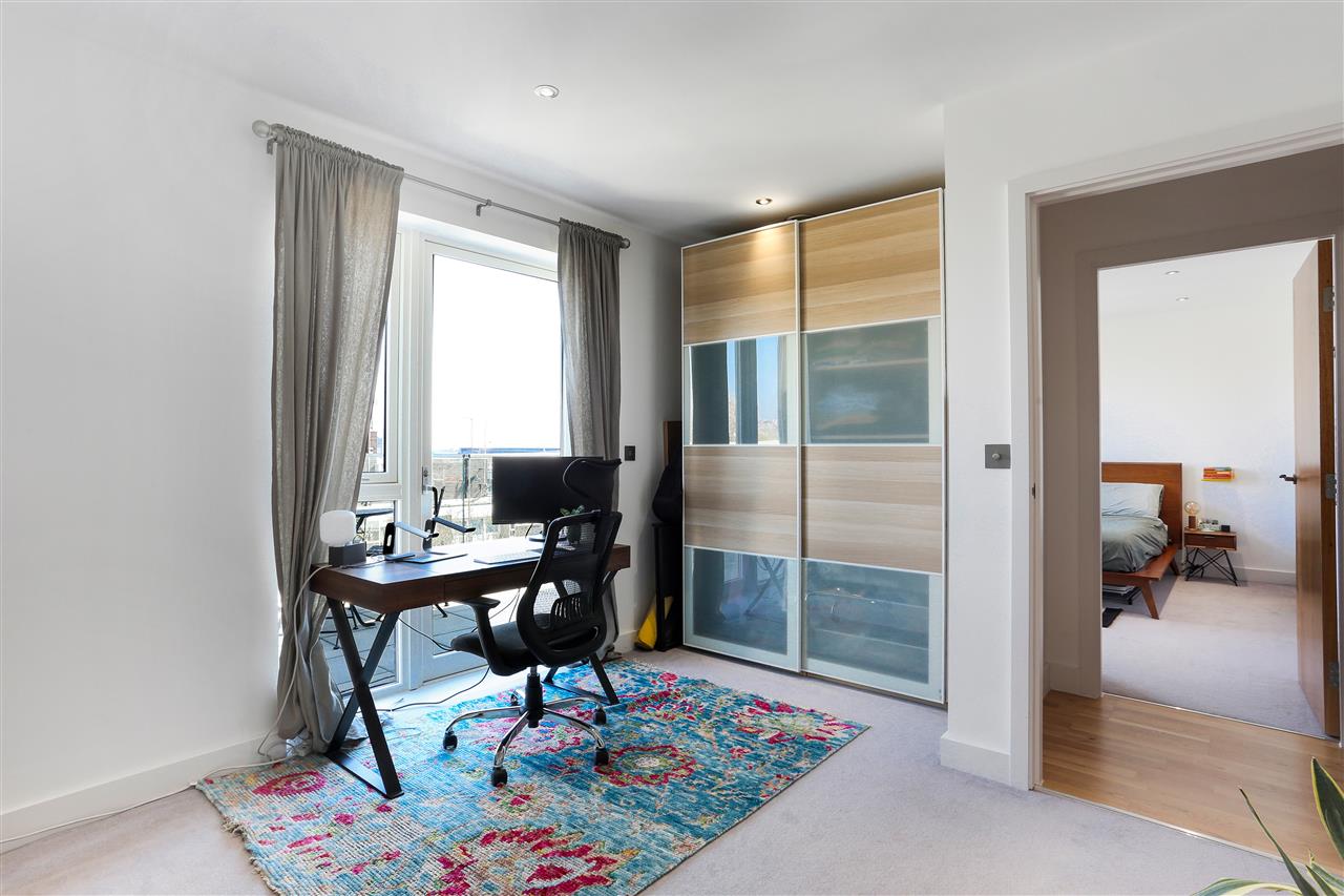 2 bed flat for sale in Dalmeny Avenue  - Property Image 11