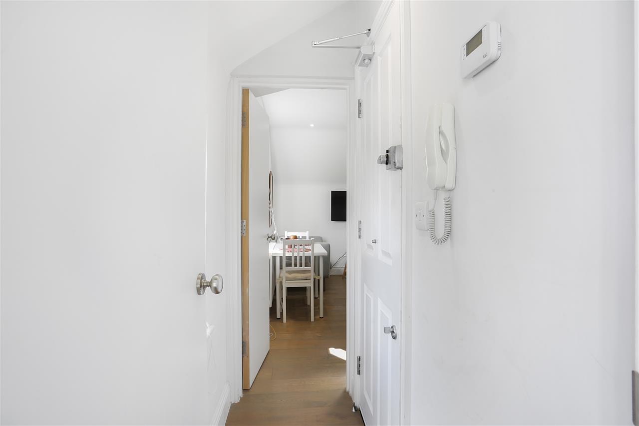 1 bed flat for sale in Carleton Road 9