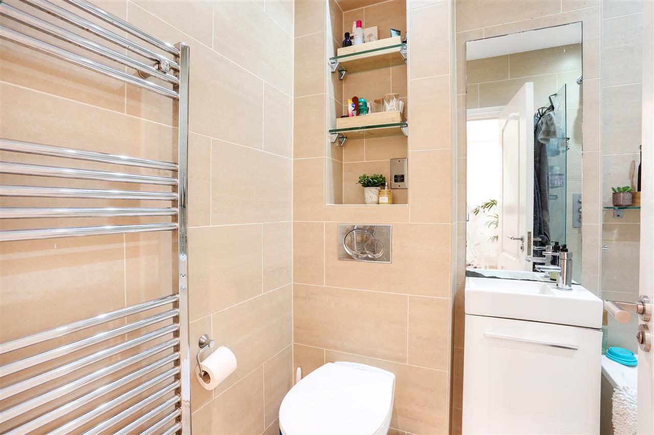 1 bed flat for sale in Brecknock Road  - Property Image 10