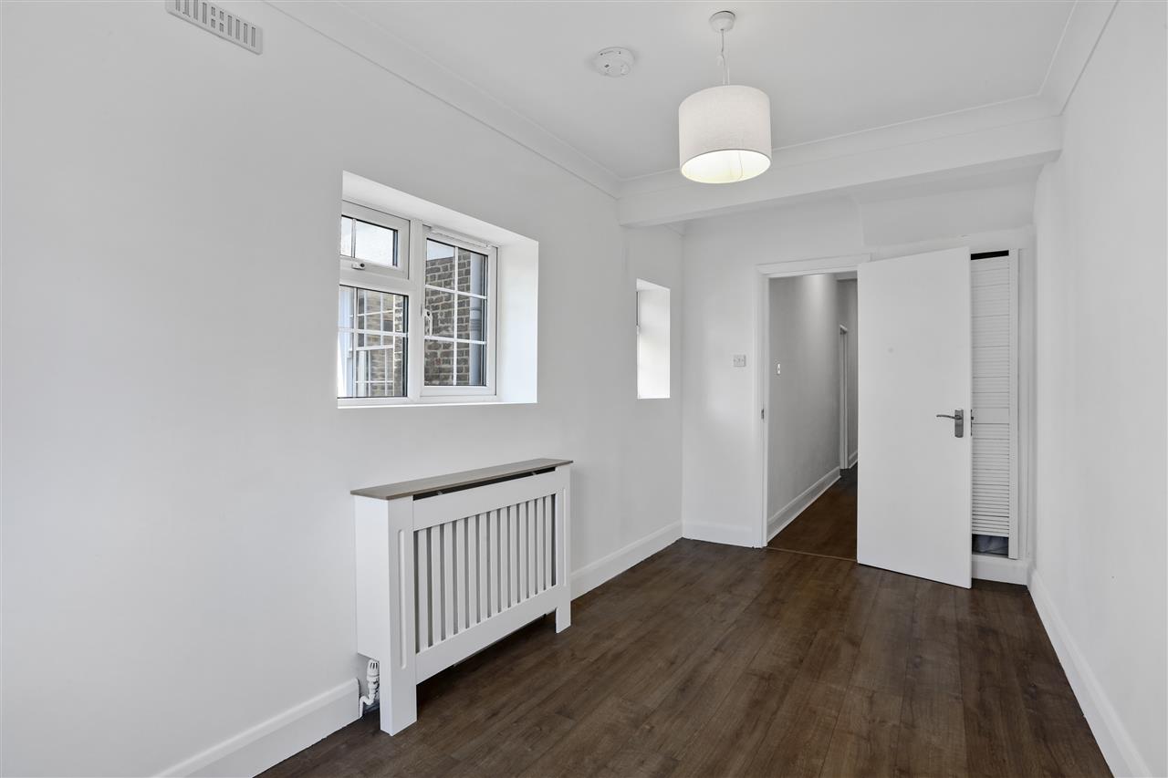 4 bed maisonette for sale in Torriano Avenue  - Property Image 4