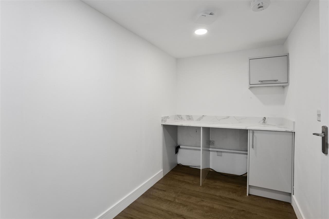 4 bed maisonette for sale in Torriano Avenue  - Property Image 14