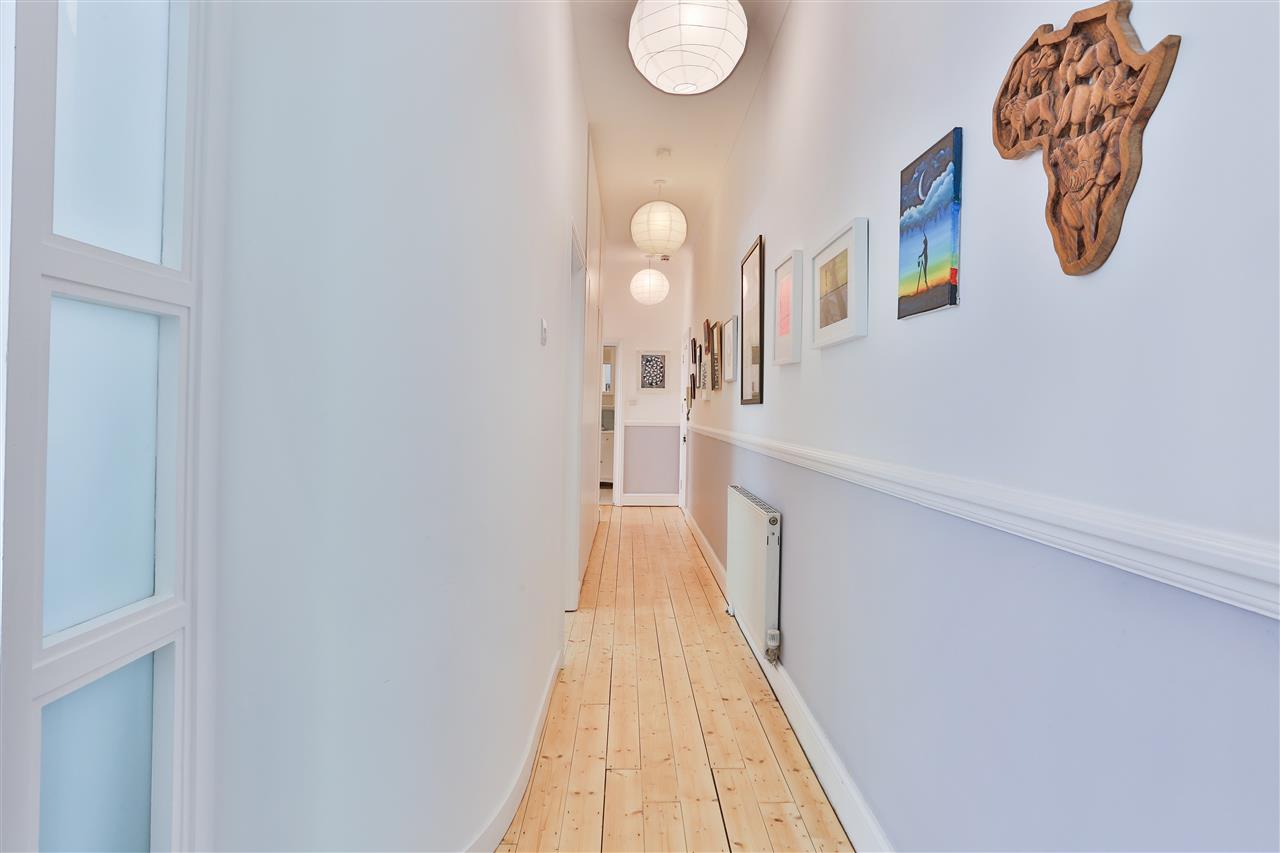 2 bed flat for sale  - Property Image 12