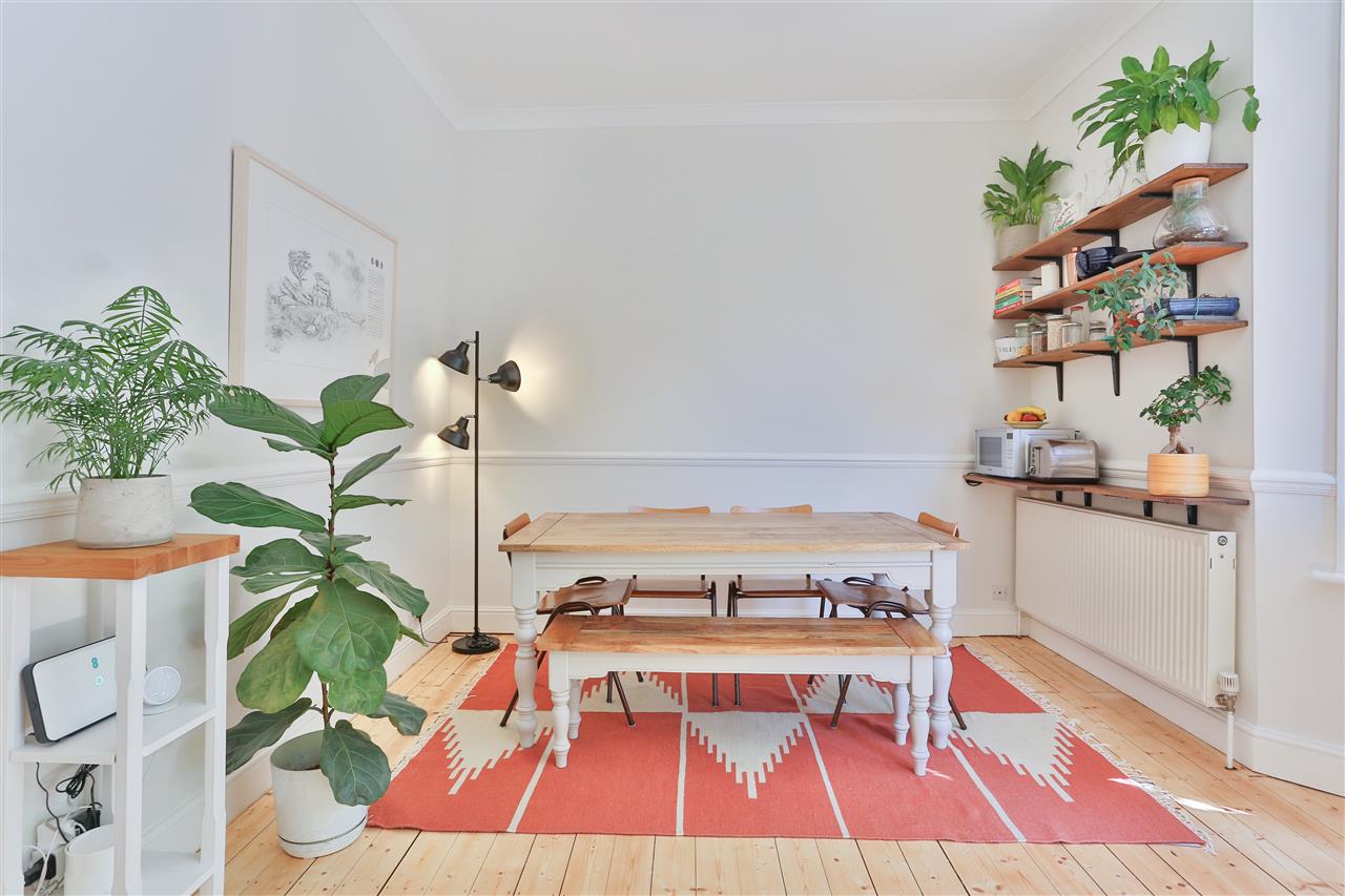 2 bed flat for sale 15