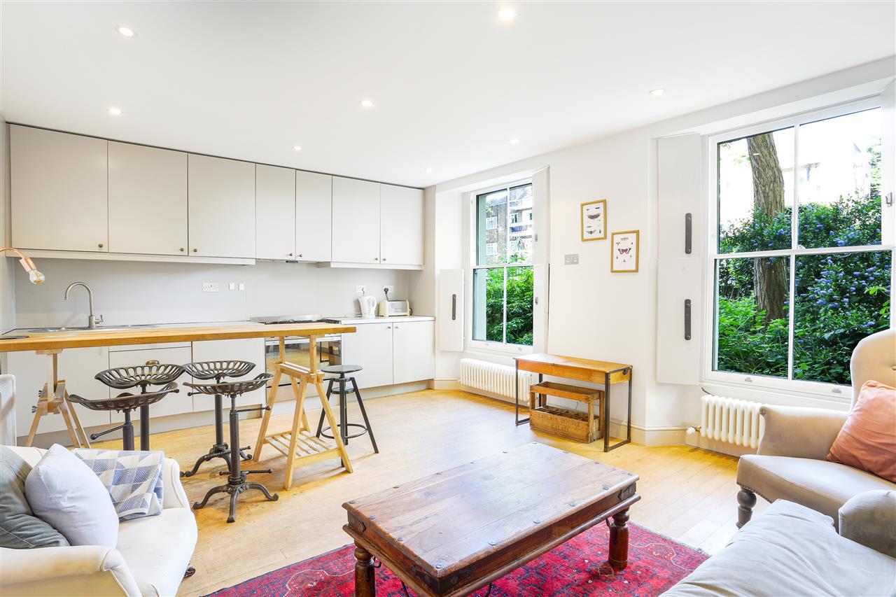 2 bed flat for sale in Hilldrop Road  - Property Image 2