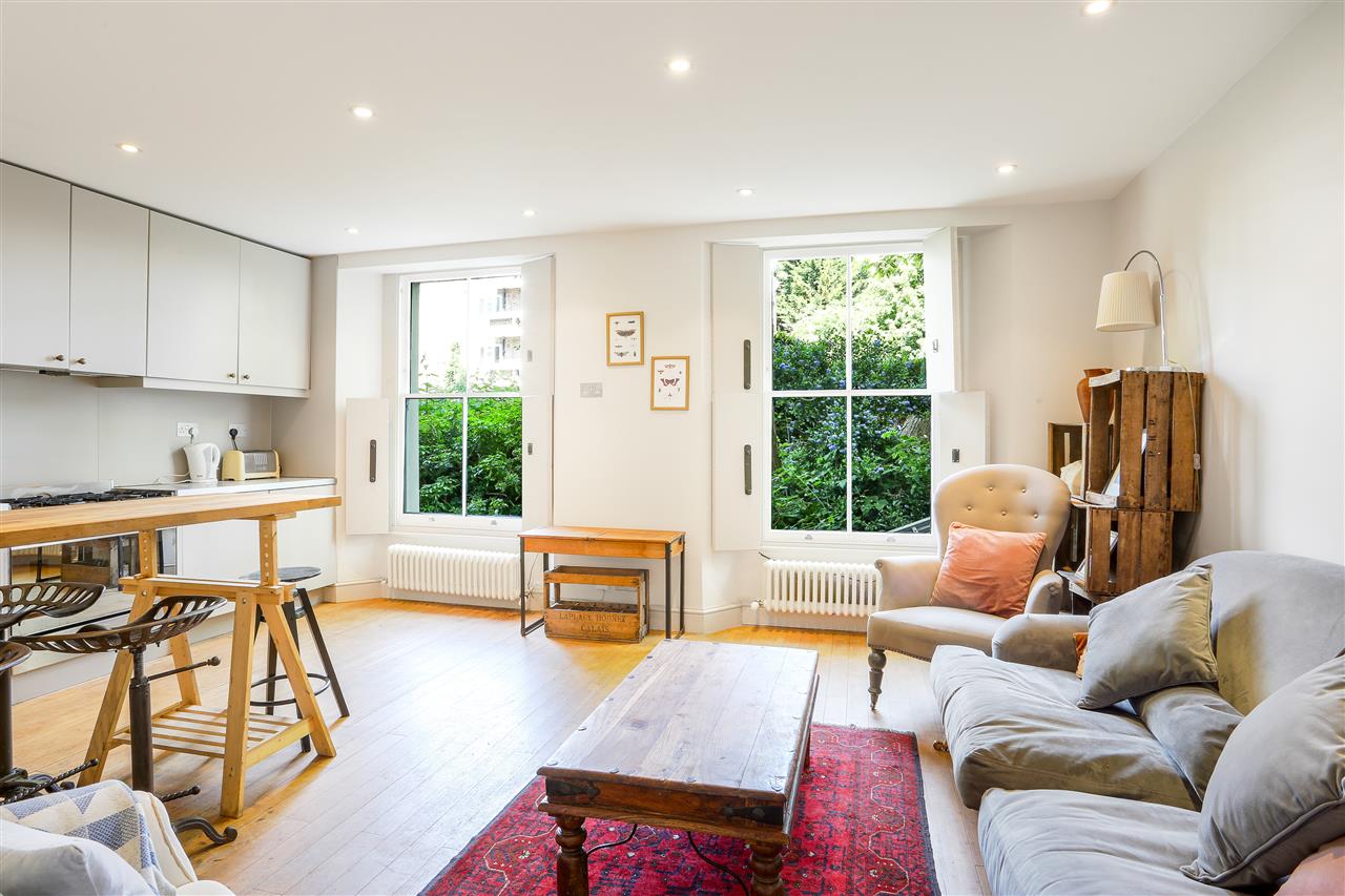 2 bed flat for sale in Hilldrop Road  - Property Image 6