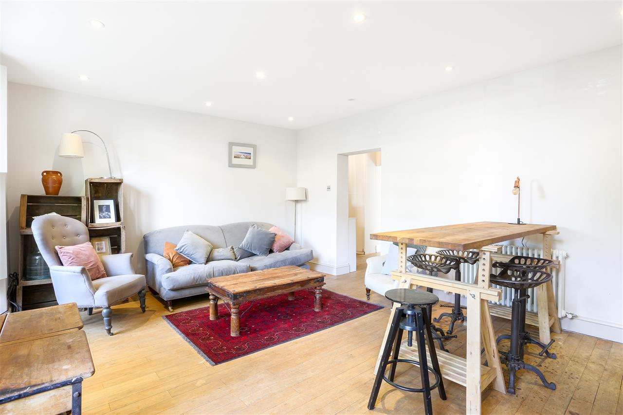 2 bed flat for sale in Hilldrop Road  - Property Image 7