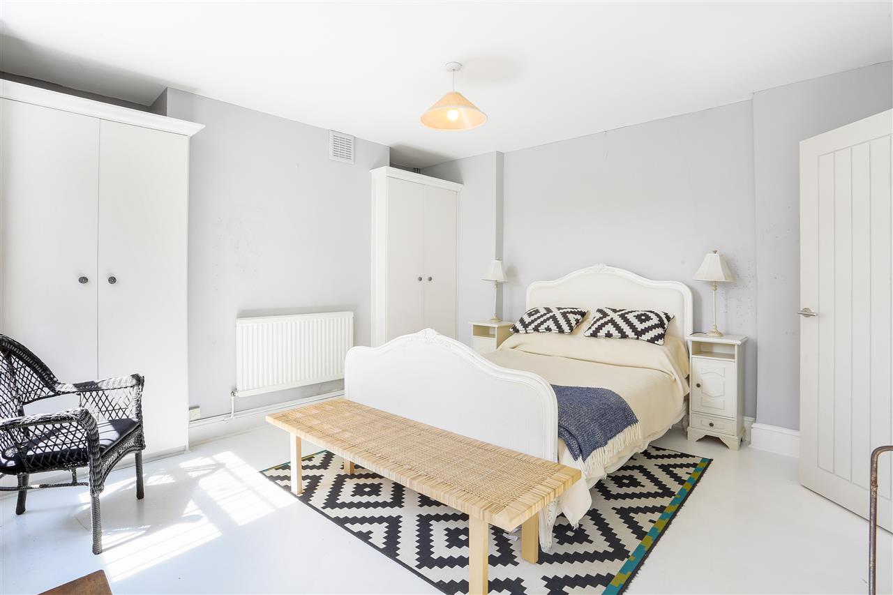2 bed flat for sale in Hilldrop Road  - Property Image 9