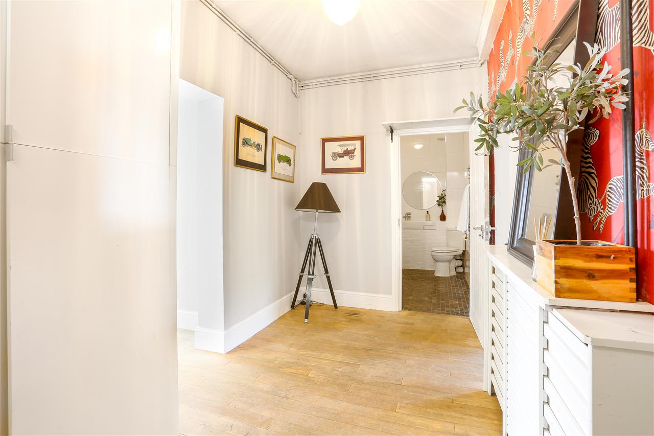 2 bed flat for sale in Hilldrop Road  - Property Image 15