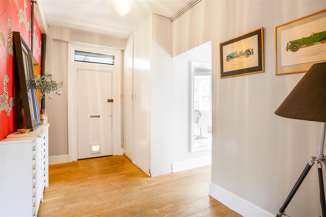 2 bed flat for sale in Hilldrop Road  - Property Image 16