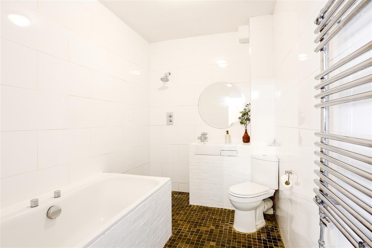 2 bed flat for sale in Hilldrop Road  - Property Image 17