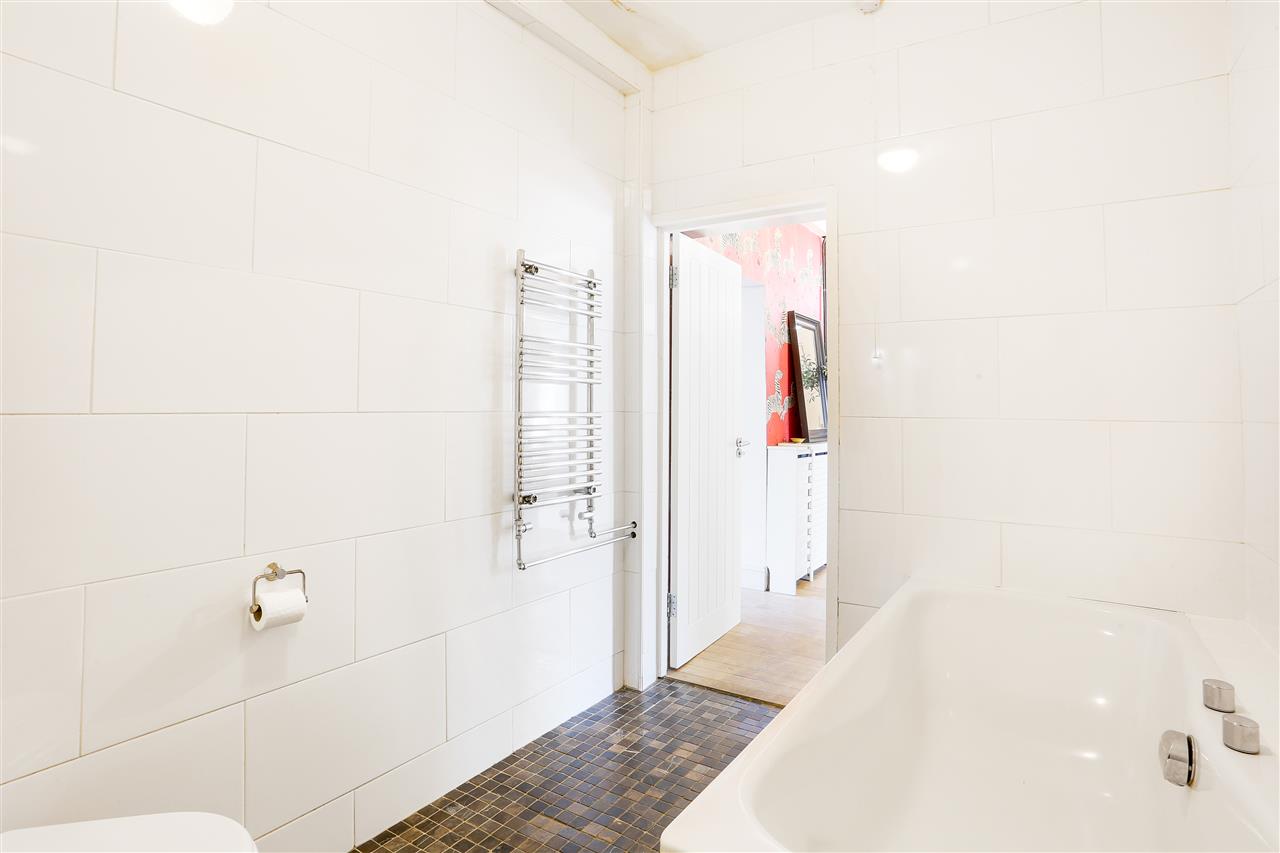 2 bed flat for sale in Hilldrop Road  - Property Image 18