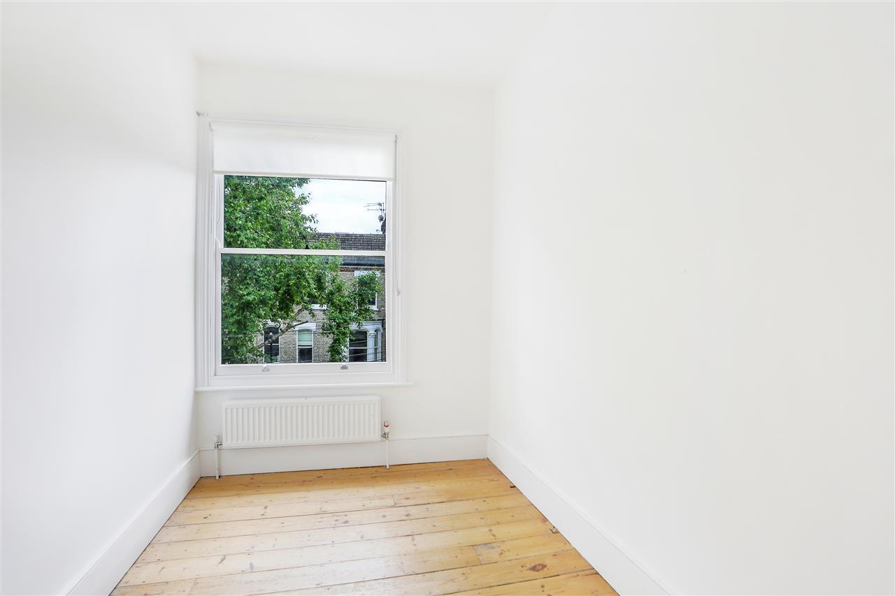 3 bed flat for sale in Bardolph Road  - Property Image 14