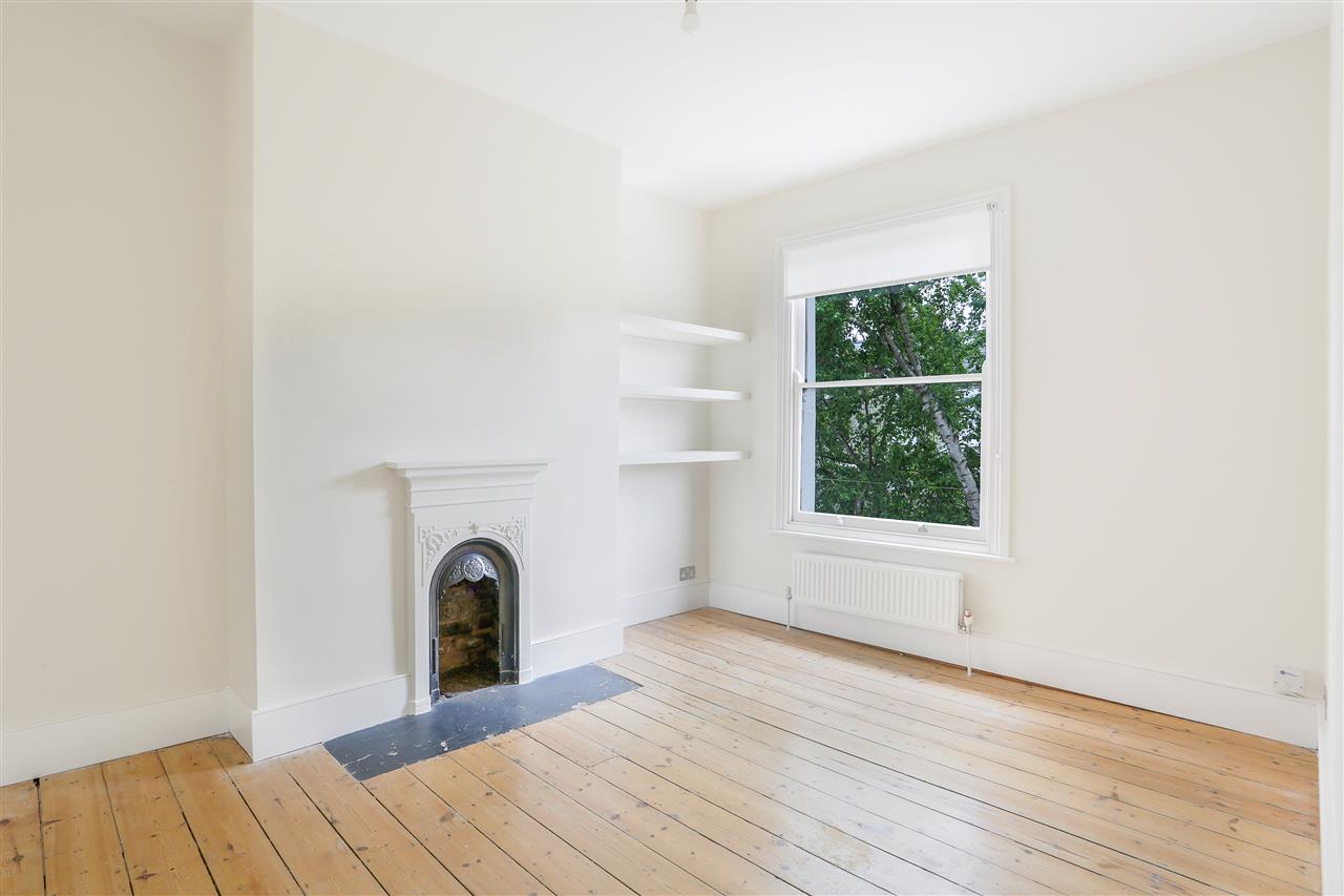 3 bed flat for sale in Bardolph Road  - Property Image 18