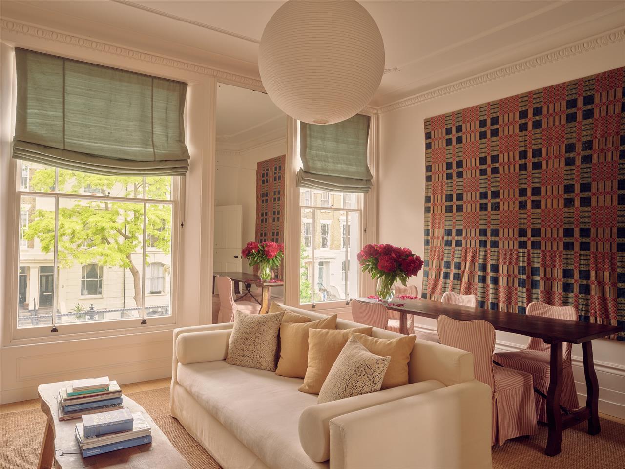 3 bed flat for sale in Loraine Road  - Property Image 2
