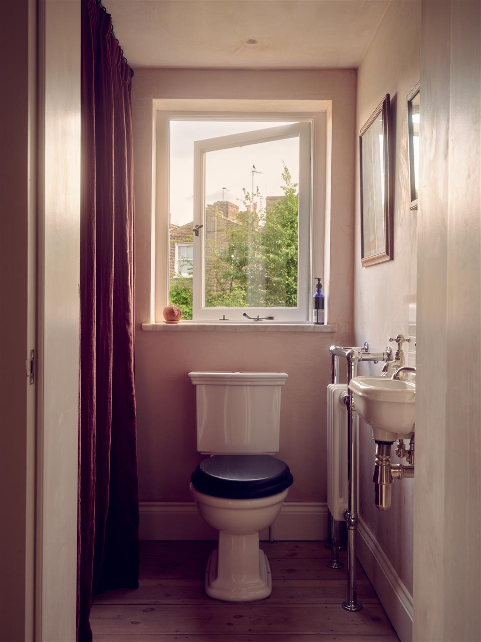 3 bed flat for sale in Loraine Road  - Property Image 11