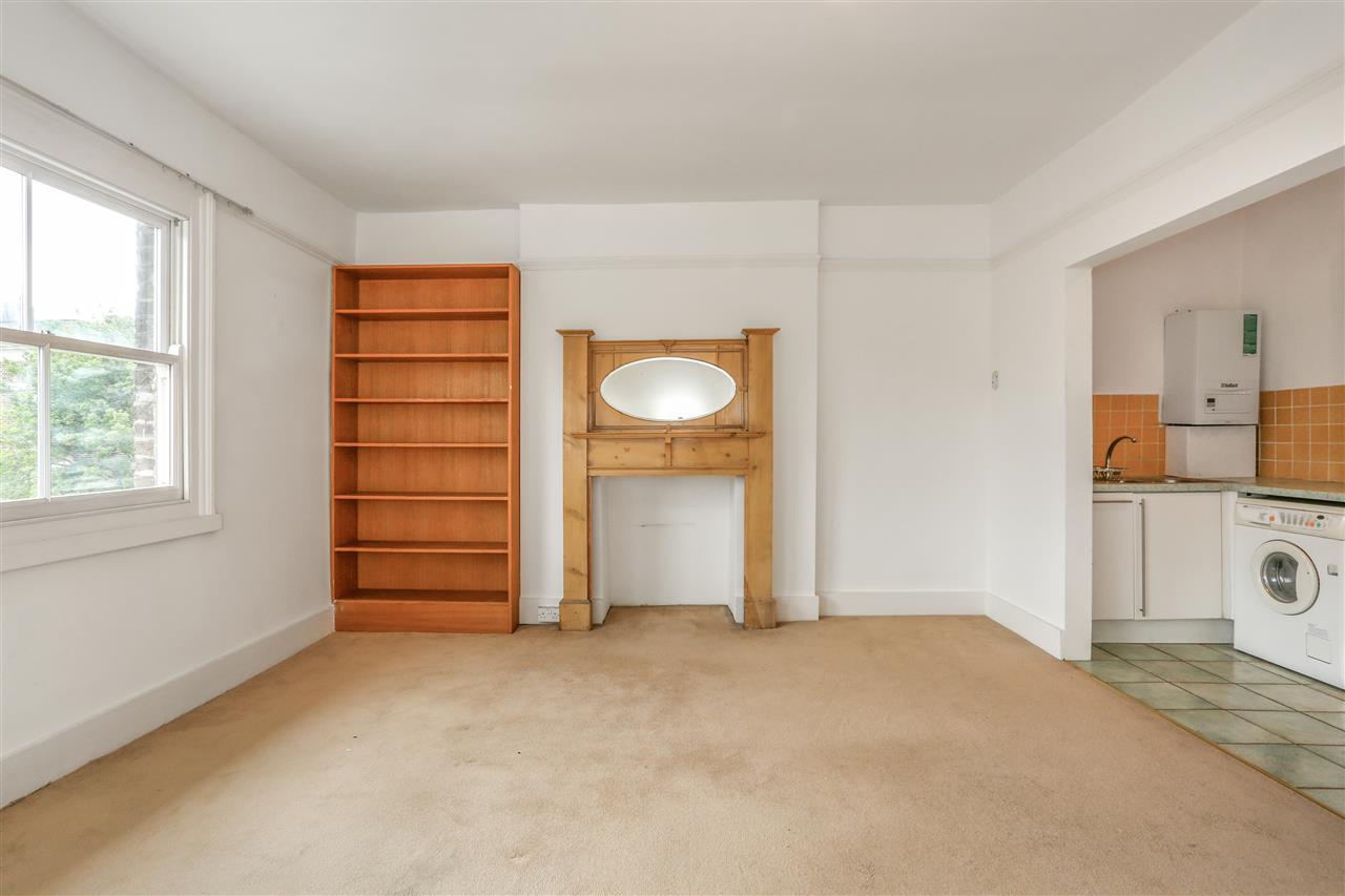 3 bed flat for sale in Lady Margaret Road  - Property Image 3