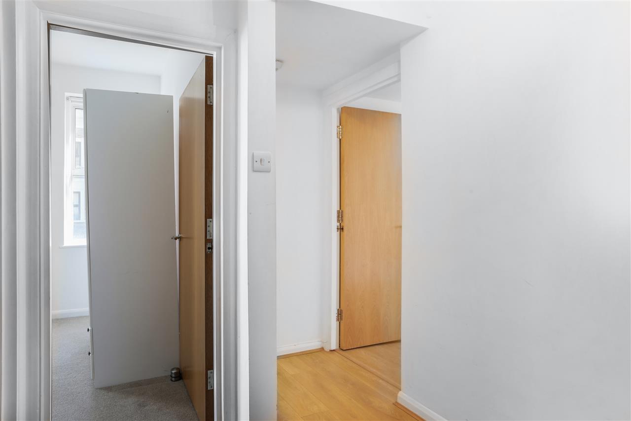 1 bed flat for sale in Queens Crescent  - Property Image 7